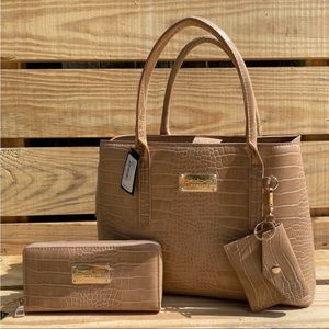 NWT Bebe matching bag and wallet